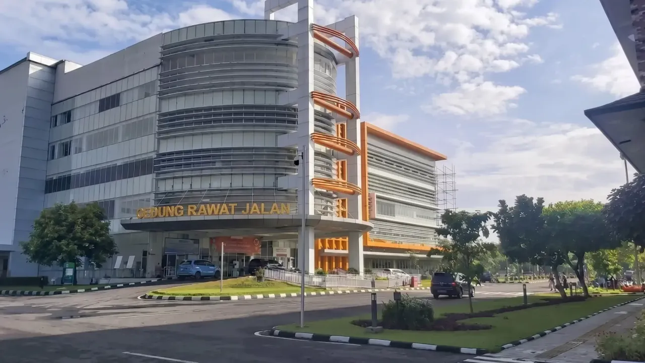 Gedung RSO Prof. Dr. R. Soeharso Solo