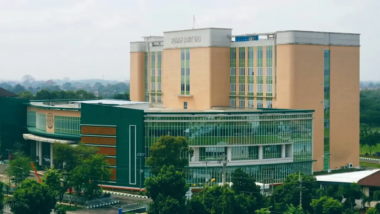 Gedung RS Universitas Sebelas Maret (UNS) Solo